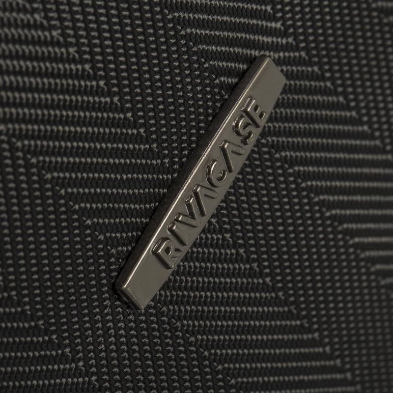 Kohver Rivacase 8135 39,6 cm (15,6-tolline) Must