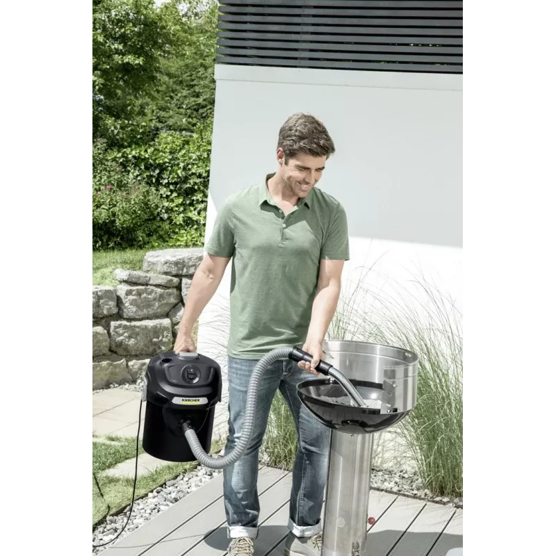 Tolmuimeja Karcher AD 2 600 AW — kuivtuhaimur, 14 L, 600 AW, voolik Ø 3,5 cm, 1 m voolik, must