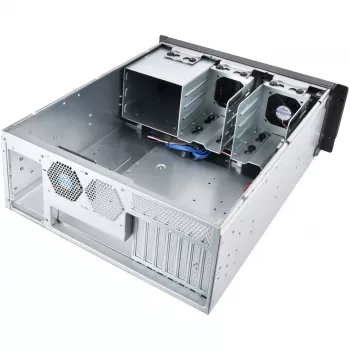 Silverstone RM400 Rack Must, Hall