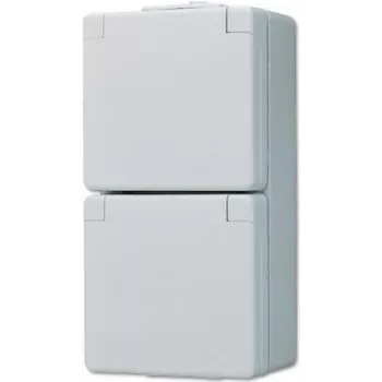 Pistikupesa tüüp F JUNG 622 W, 16 A 250 V, valge duroplastist korpus
