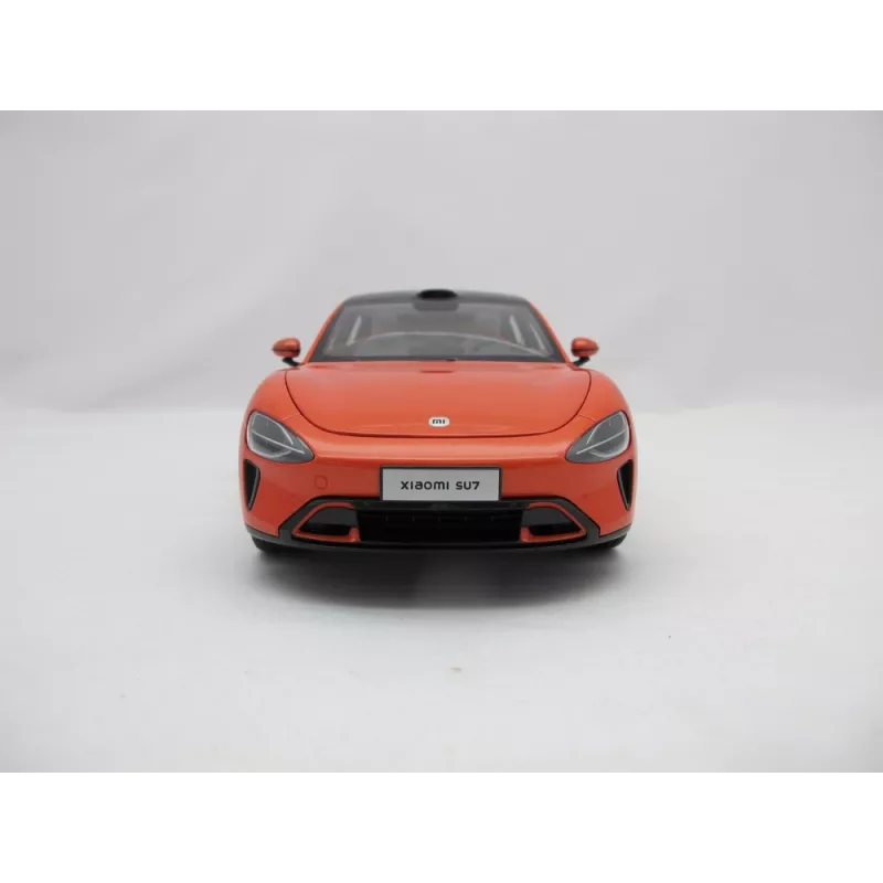 Survevalu mudelauto Xiaomi SU7 mõõtkavas 1:18, kokkupandud, L278×S108×K81,5 mm