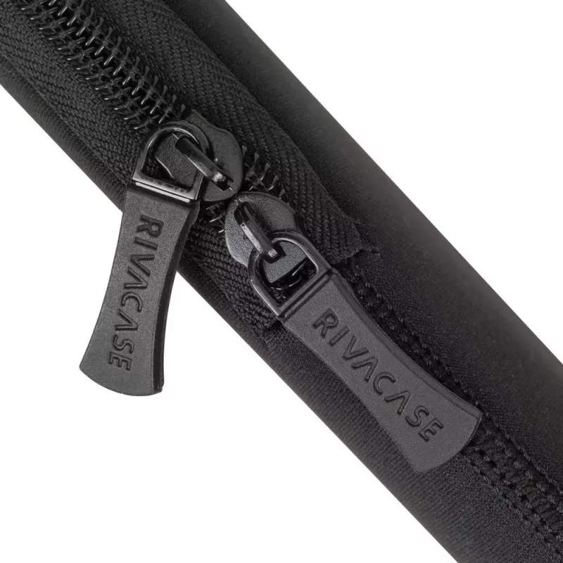 Sleeve case Rivacase 5226B 39,6 cm 15,6 tolli must