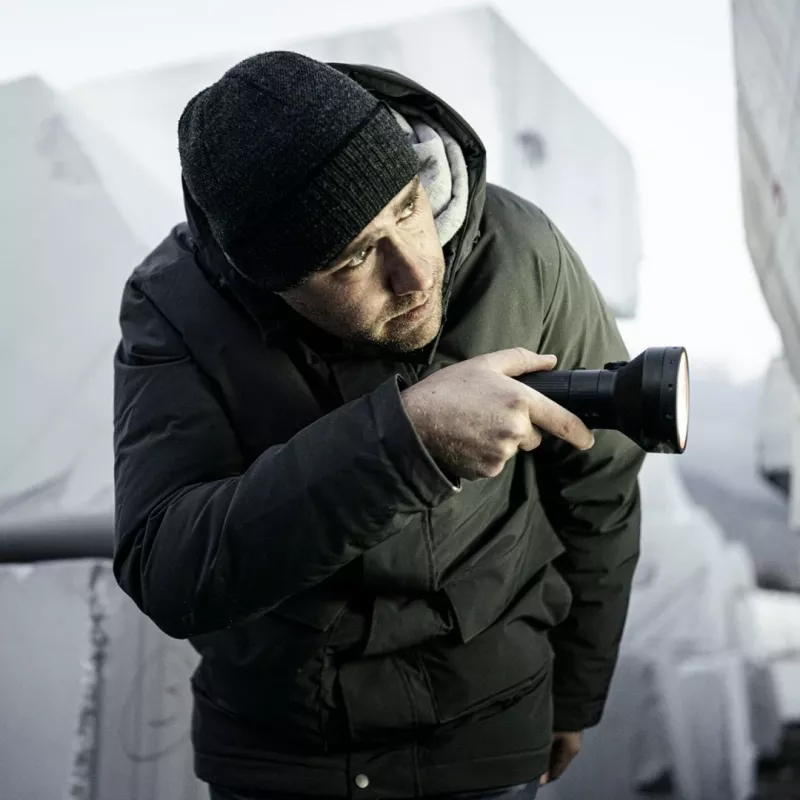 Käsitaskulamp Ledlenser P18R Must, laetav 1000 lm, IP68, 600 m valgusvihk, 18650 aku