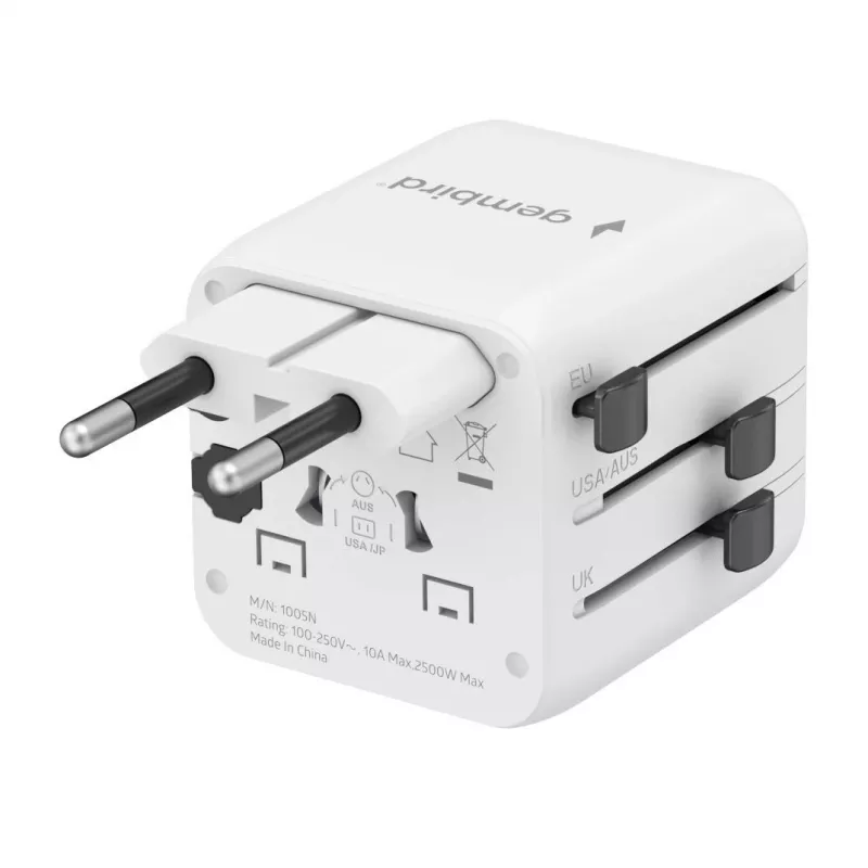Universaalne reisiadapter GEMBIRD TPA-INT-01-W — sisend 100–250 V, G-tüüpi pistik, kompaktsed mõõtmed 84×56×85 mm