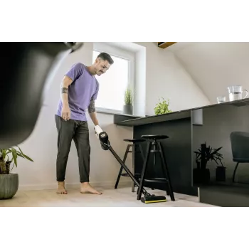2-in-1 püsttolmuimeja Kärcher VC 4, kotita, juhtmeta 21.6 V Liitium-ioon, 30 min tööaeg, HEPA, 2 kiirust, kollane/must