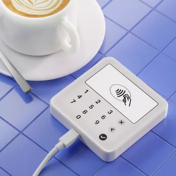 Kaardilugeja SumUp RDR-SUL-010 — kontaktivabad (NFC) ja kiip- (EMV) maksed