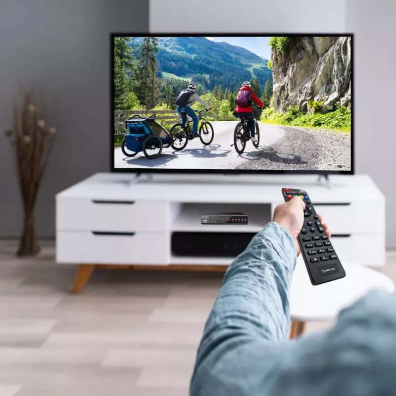 Digitaalne TV-vastuvõtja MANTA DVBT025PRO DVB-T2 Full HD tugi USB-salvestus