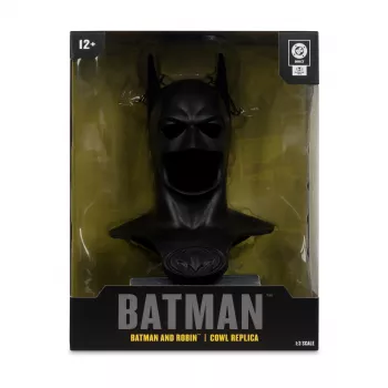 MCFARLANE DC Direct Batman Cowl Replica 1 3 and Robin (17937)
