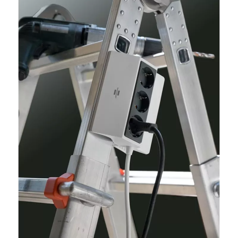 Brennenstuhl 1150070, 3 m, 3 vahelduvvooluväljundit, siseruumidesse, IP20, antratsiit, valge, 16 A