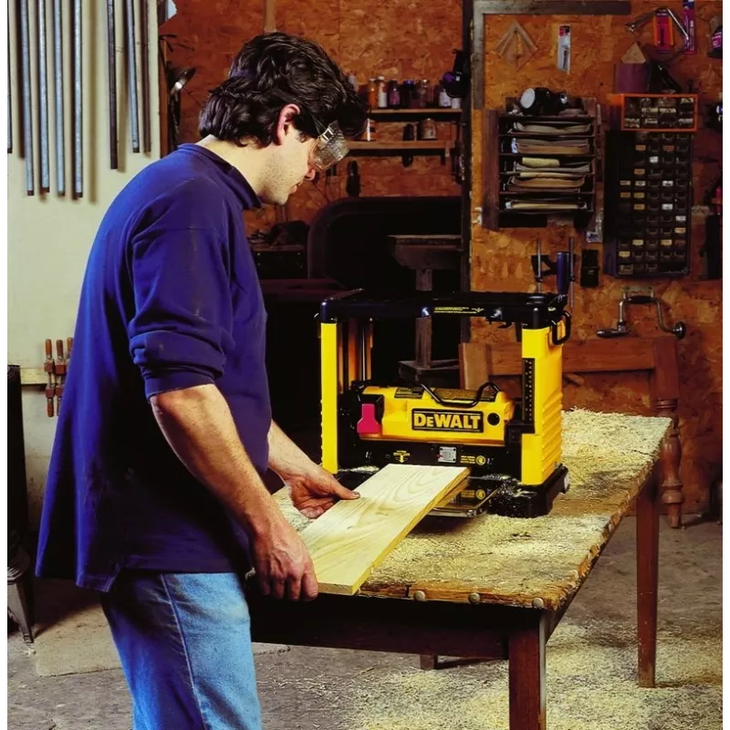 DeWALT DW733 kombineeritud höövel/paksushöövel 1800 W 10000 RPM