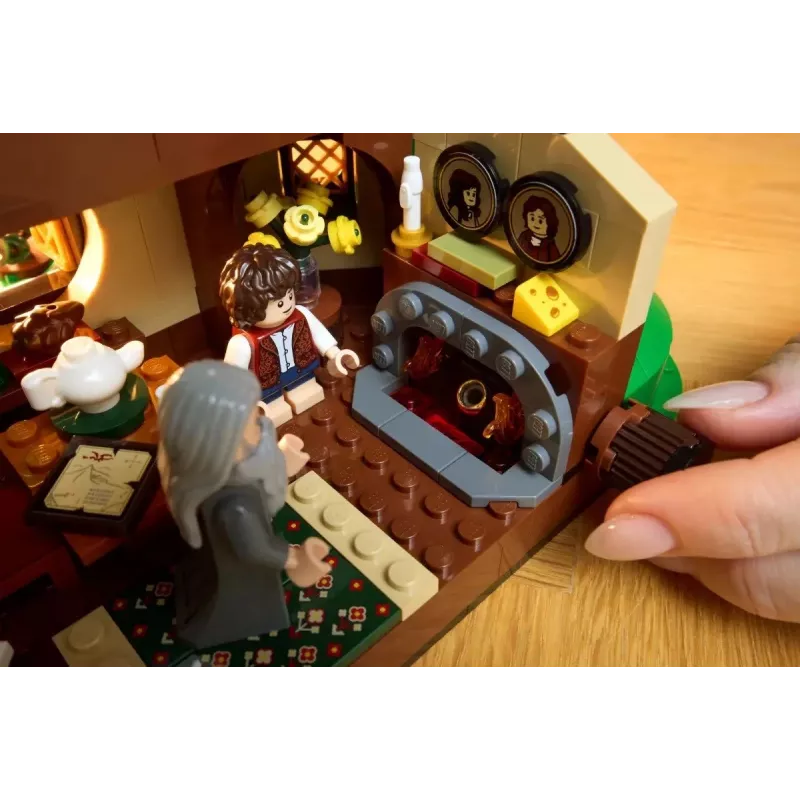 LEGO ICONS 10354 Sõrmuste Isand: Maakond