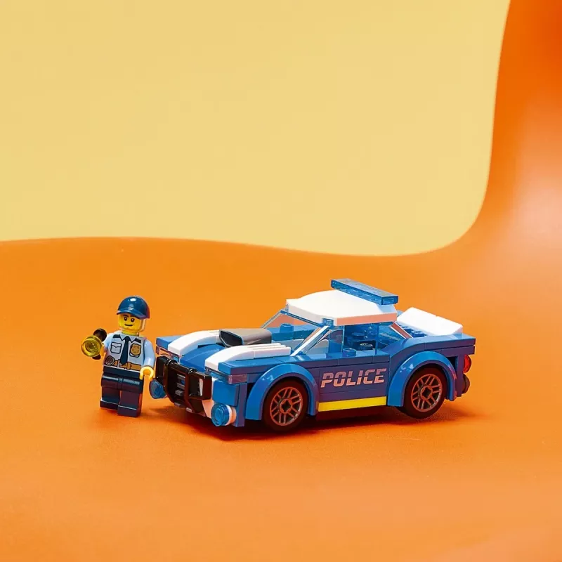 LEGO 60312 City Politseiauto Mänguasi lastele alates 5. eluaastast koos politseinik-minifiguuriga Väike kingiidee Adventures seeria jälitusmasin ehituskomplekt