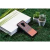 man and wood nutitelefoni ümbris Samsung Galaxy S9 Plus jaoks — pruun ruuduline musta äärisega