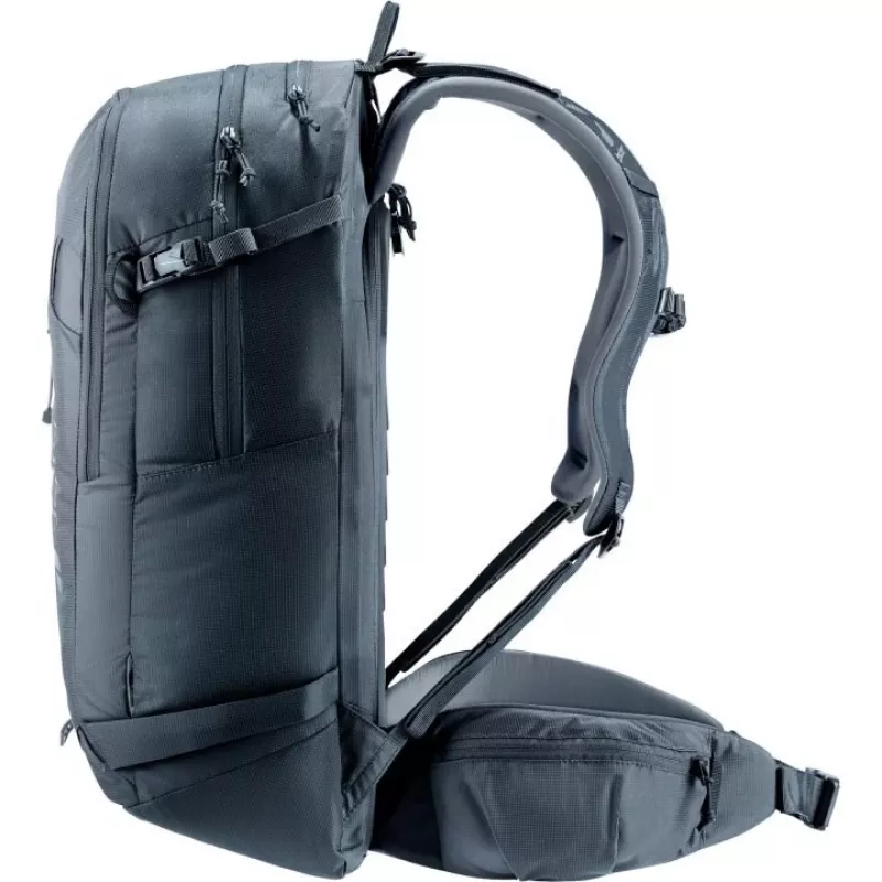 Seljakott DEUTER Freerider Pro 34+ — tehniline freeride-suusamatkade seljakott, 34 l, must, kiivrihoidik, puusavöö