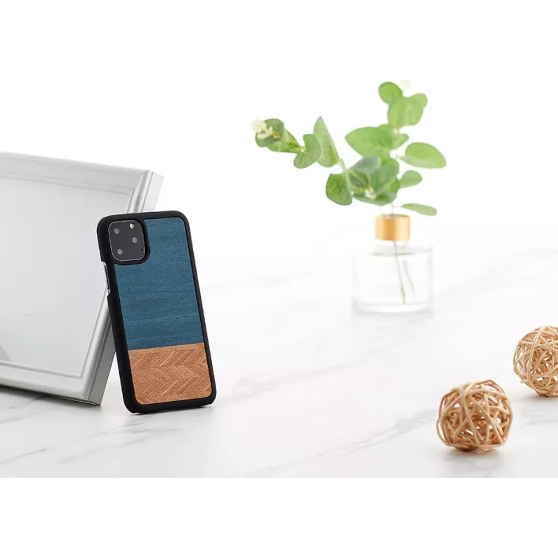 Nutitelefoni ümbris man and wood iPhone 11 Pro jaoks — teksamust