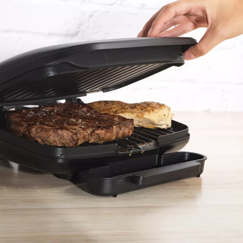 Elektri grill Petra PT4366MBLKVDE must, mittenakkuva pinnaga ja reguleeritava temperatuuriga