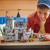Ehitusmänguasi LEGO Creator 3-in-1 keskaegse rüütli lossi komplekt 31168 — 1371 tükki, 6 minifiguuri, vanusele 9+