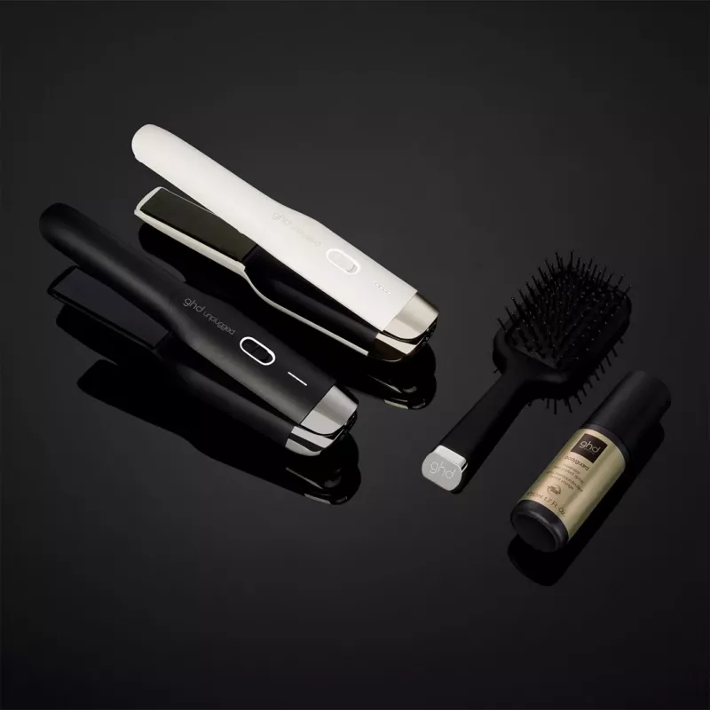 ghd Mini Paddle Brush juuksehari, must