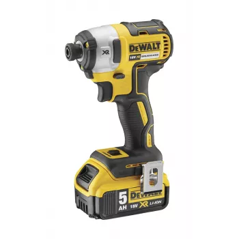 Impact wrench DeWALT DCF887P2-QW 1/4 inch drive, 18V Li‑Ion 5Ah, 205 N·m, 3250 RPM, 2 batteries, charger, case