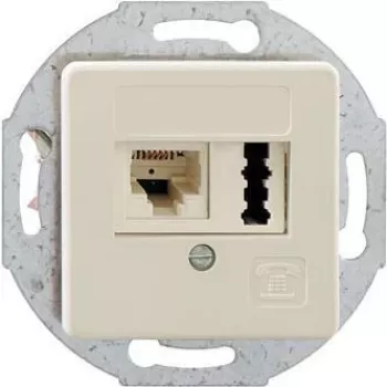 Pistikupesa Rutenbeck 13310301 valge IP20 125V 1A