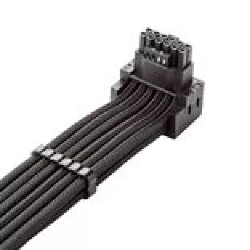 CableMod C-Series Pro Connection kaabel - Variant A, 90°, 16-Pin to 4x8-Pin PCIe, must