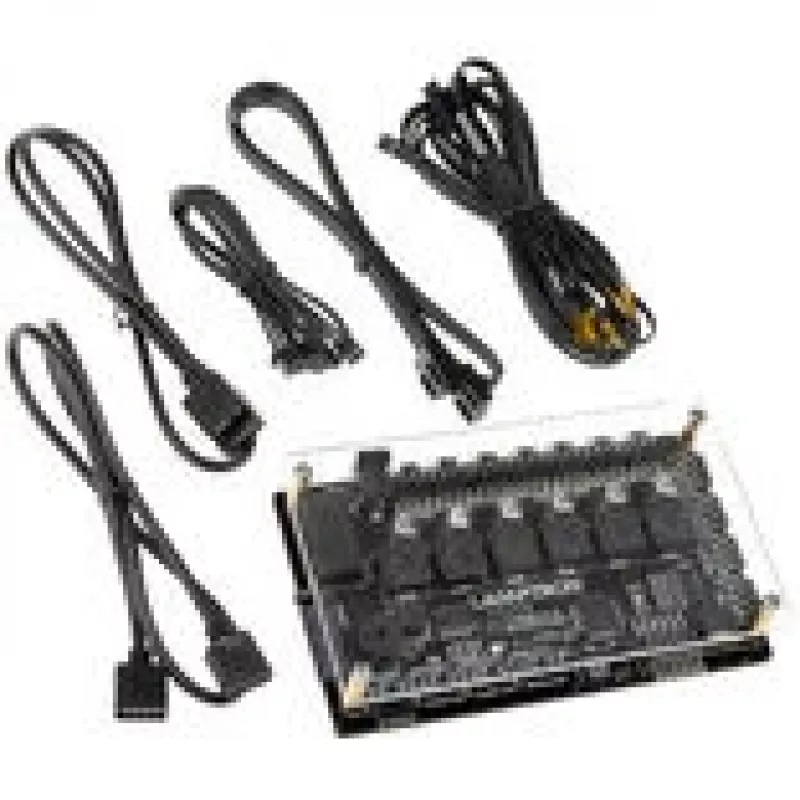 Lamptron Auto-Controller CT630 PWM ARGB — kompaktne PWM ARGB ventilaatori/kontroller, must