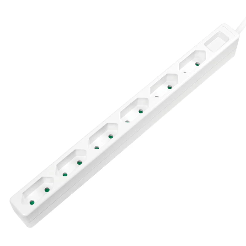 Pikendusjuhe LogiLink LPS231 1,5 m 6 vahelduvvoolupistiku sisendiga Siseruumides valge