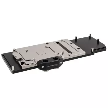Watercool täielikult kattev GPU vesiblokk Heatkiller IV Radeon RX 5700 XT-le — atsetaalkattega nikeldatud vasest alus