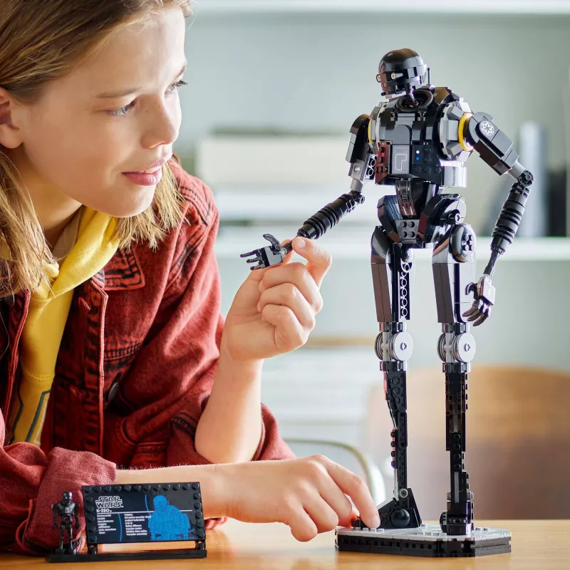 Ehitatav kujuke LEGO Star Wars Turvadroid K-2SO 75434 — 845 osa, kõrgus 410 mm, vanusele 10+