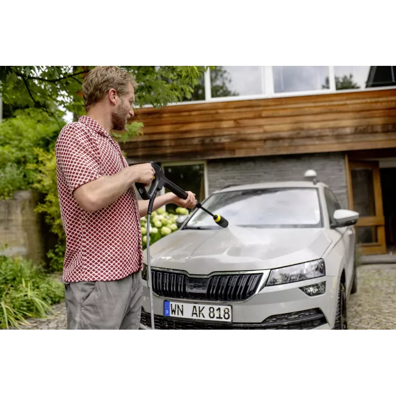 Kärcher K 4 Comfort Premium survepesur Seisev Elektriline 420 l/h Kollane