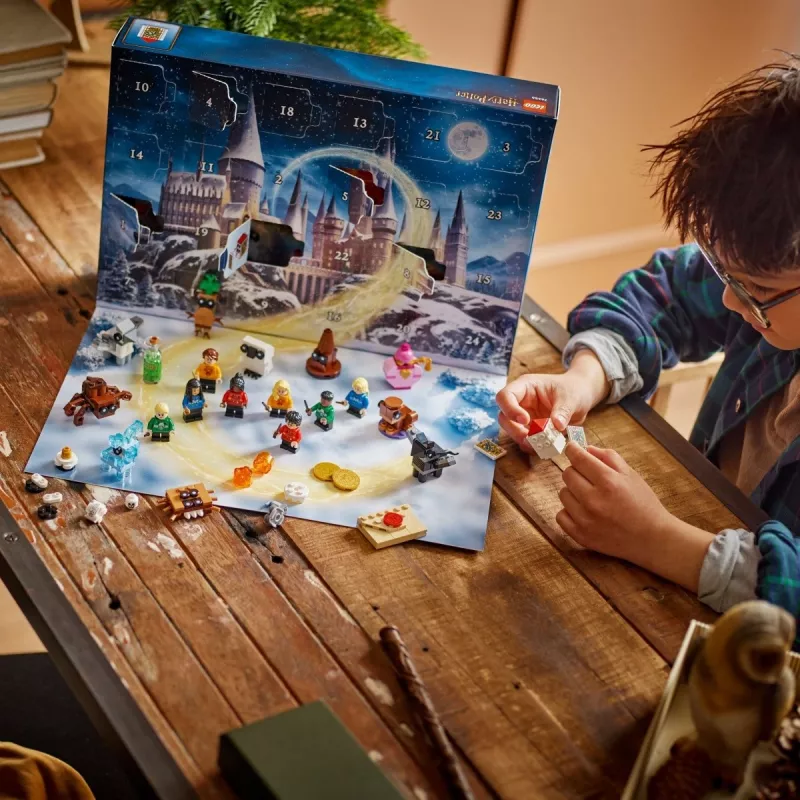 Ehitusmänguasi LEGO Harry Potter Advendikalender 2025 komplekt 76456 — 278 osa, 8 minifiguuri, vanusele 7+