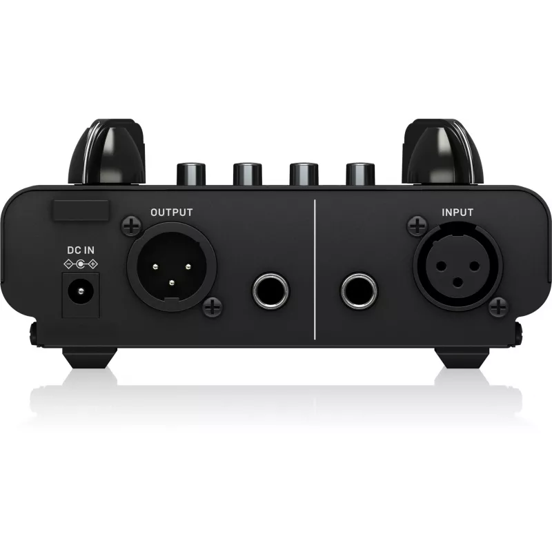 Audio eelvõimendi Behringer MIC300 Must