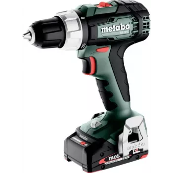 Juhtmeta trell-kruvikeeraja Metabo BS 18 L koos kahe 2Ah aku ja metaBOXiga