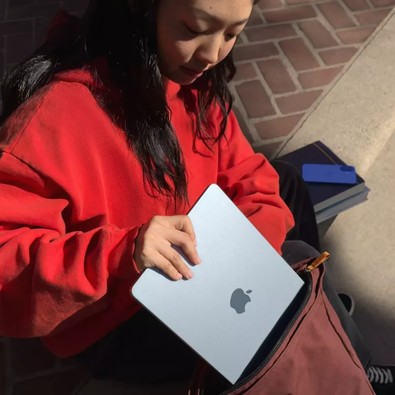 Apple MacBook Air 13-tolline: M4 kiip 10-tuumalise CPU ja 10-tuumalise GPU-ga, 24 GB, 512 GB SSD - Midnight