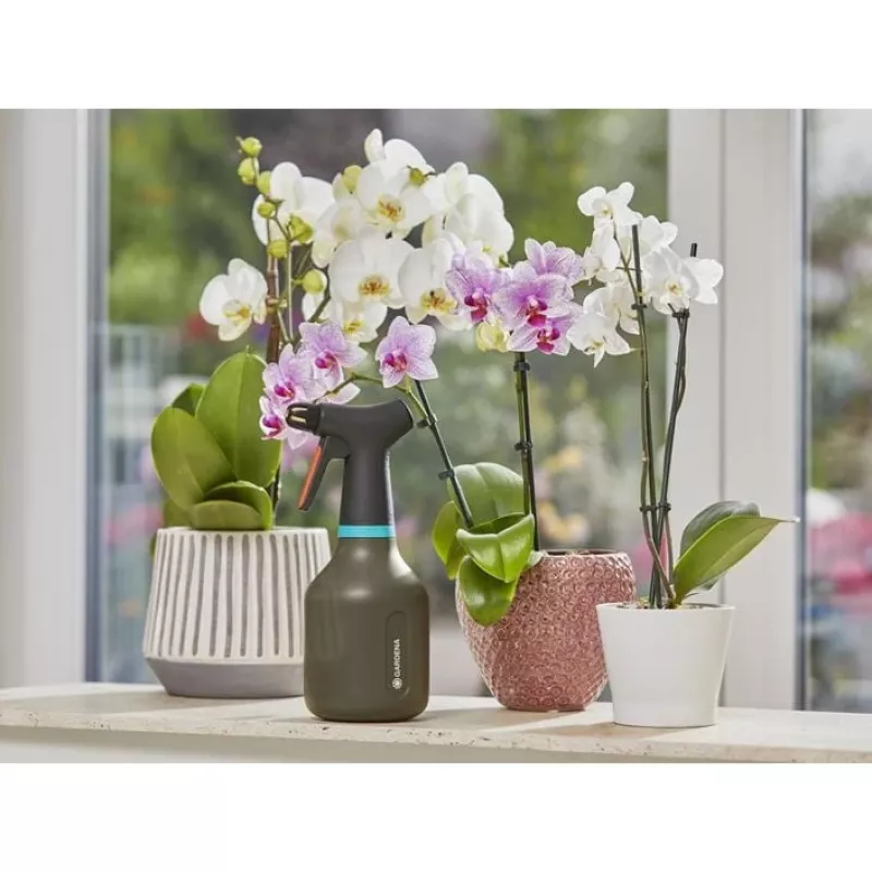Käsiprits Gardena 11110-20 0,75 L Must