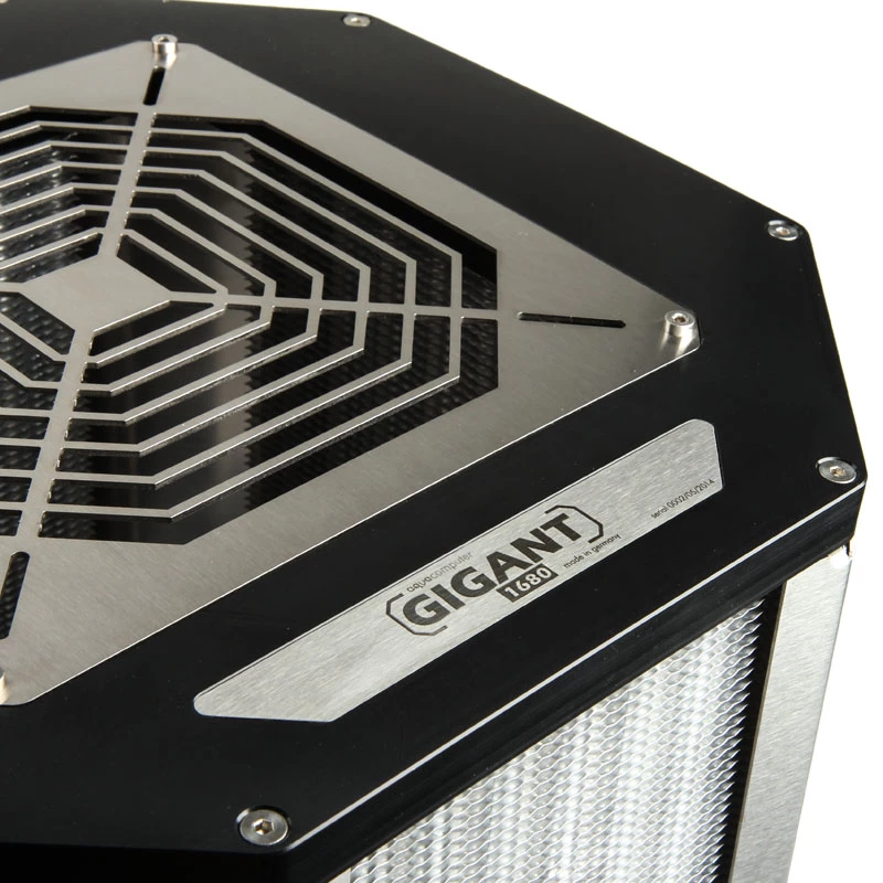 aqua computer airplex Gigant 1680 - Alumiinium