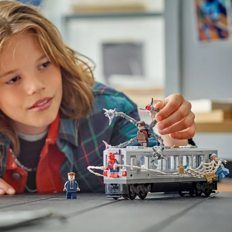 Konstruktsioonimänguasi LEGO Marvel Super Heroes 76321 Ämblikmees Doc Ock Metrootrassi Showdown mängukomplekt, 393 osa, 4 minifiguuri, vanus 9+