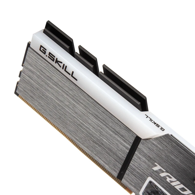 Lauaarvuti RAM-moodul G.SKILL DDR4 16 GB (2x8 GB) 3200 MHz, 288-kontaktiline DIMM, 1,35 V, jahutusradiaator, RGB, kahe kanaliga