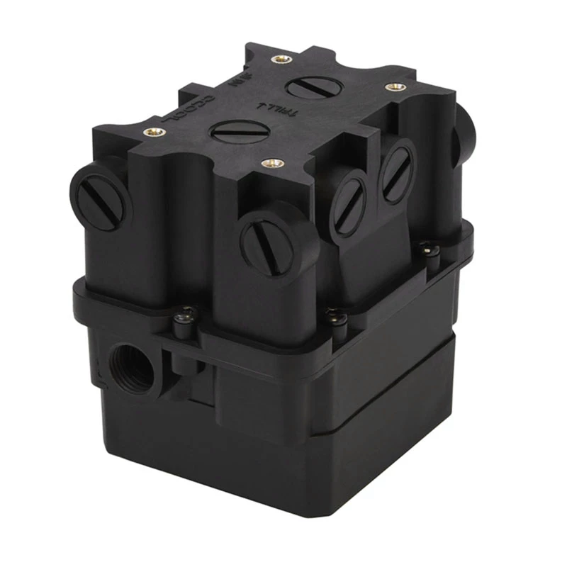 Reservoir Alphacool 15376 Must Polüoksümetüleen 62x80x60mm