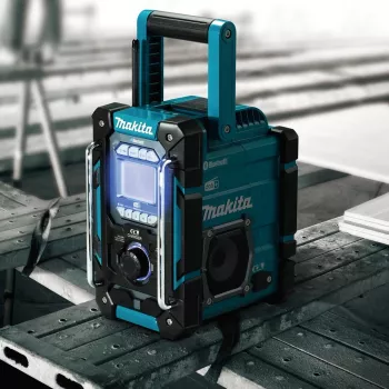 Kaasaskantav raadio Makita DMR301 — DAB/DAB+/FM/AM, USB-A, 18V Li‑Ion, pritsmekindel