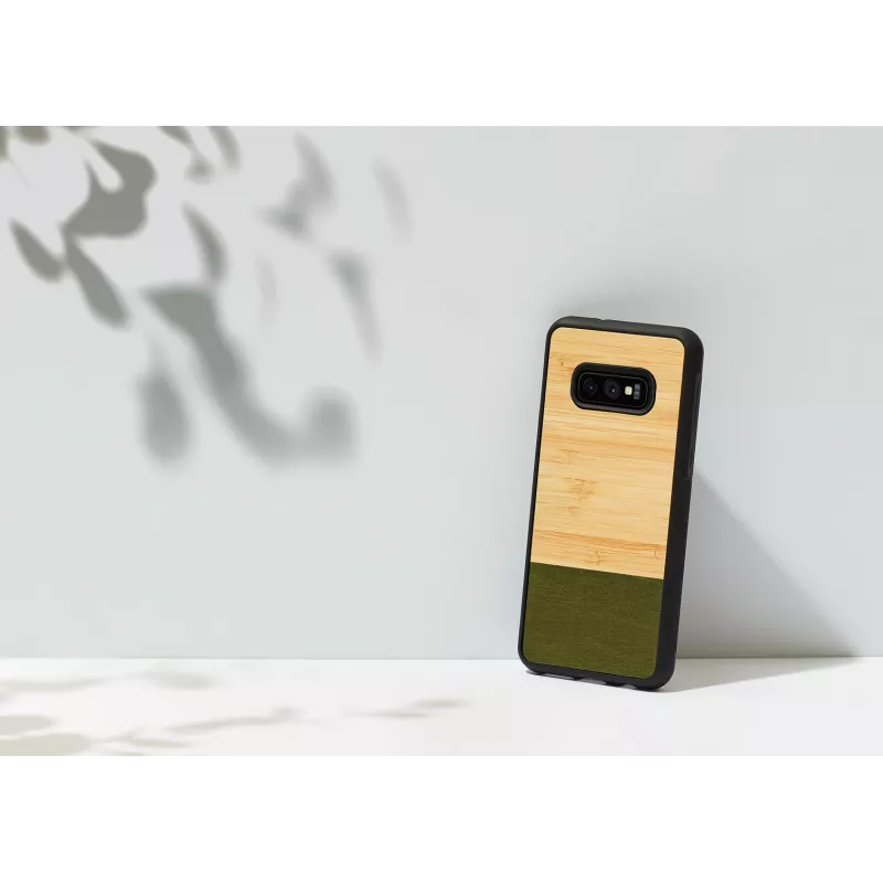 man and wood nutetofonikohver Galaxy S10e bambusmets must