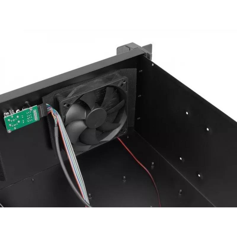 Rack-korpus LANBERG SC01-3504-10B, 1x 3,5-tolline + 1x 2,5-tolline sahtel, 7 laienduspesa, 2x 120 mm esiventilaatorit, USB2.0