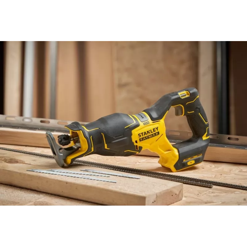 Stanley Fatmax SFMCS311B Tigusaag 18 V must, kollane