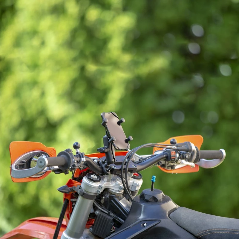 RAM Mounts X-Grip telefonihoidik juhtraua U-poldi alusega