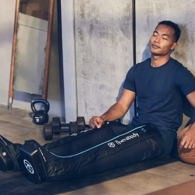 Therabody RecoveryAir pneumatiline jala kompressioonisüsteem