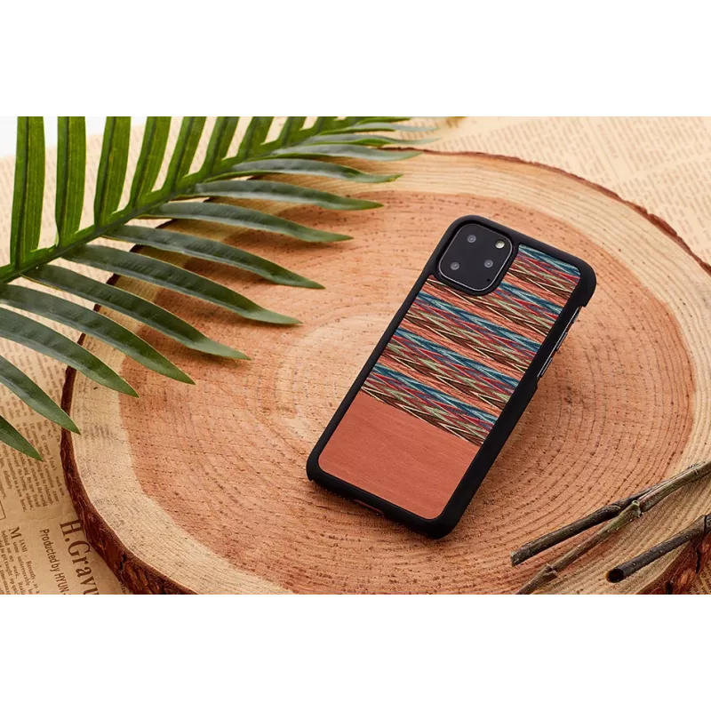 Nutitelefoni ümbris man and wood iPhone 11 Pro Max jaoks — pruun ruuduline, must ääris
