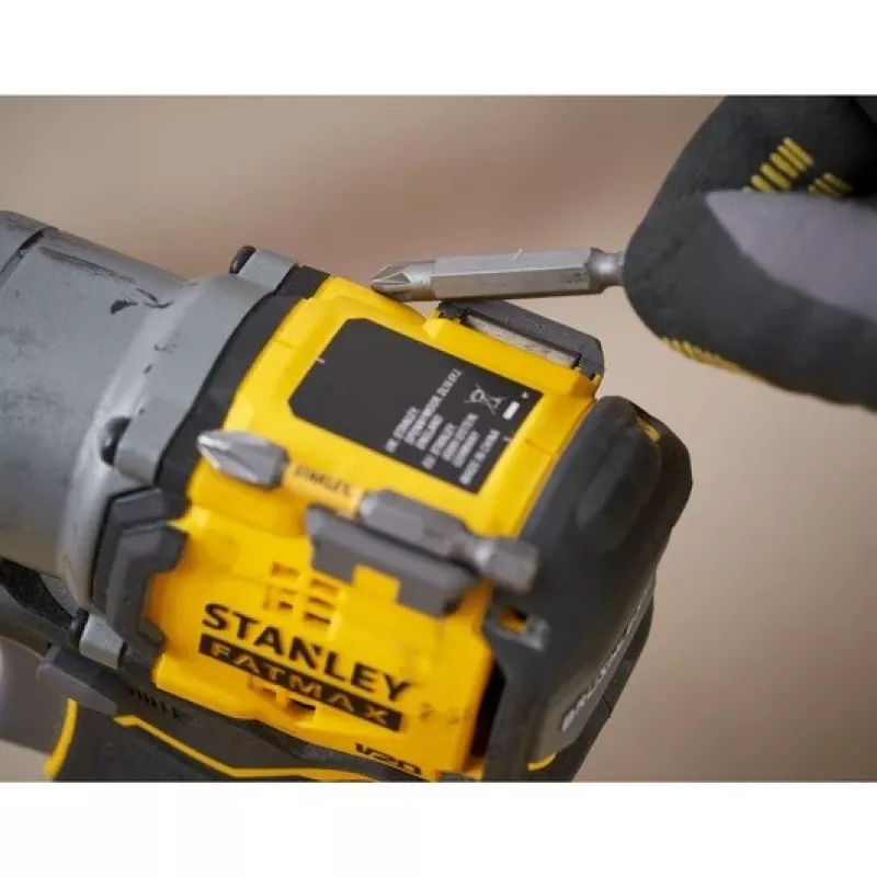 Löökpadrun Stanley FATMAX SFMCF830B-XJ 3200 RPM must kollane