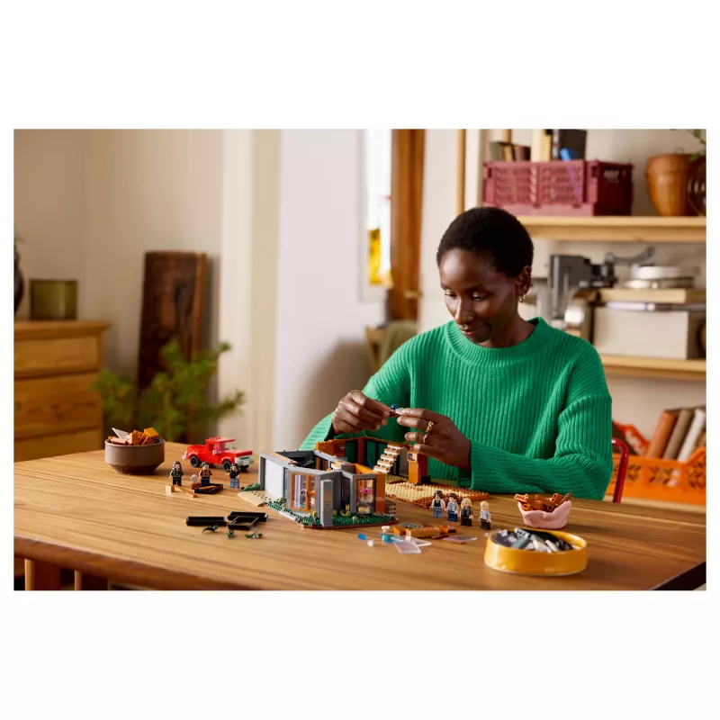 LEGO Cullen House 21354 Ideas mudel — 1000+ tükist moodulhoone komplekt