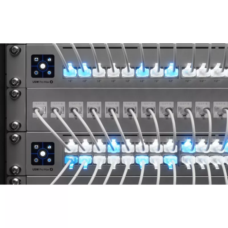 Võrguparanduskaabel UBIQUITI UACC-Cable-Patch-EL Cat6 RJ-45 2.5GbE PoE++ 0,15 m poolläbipaistev valge (24 tk)