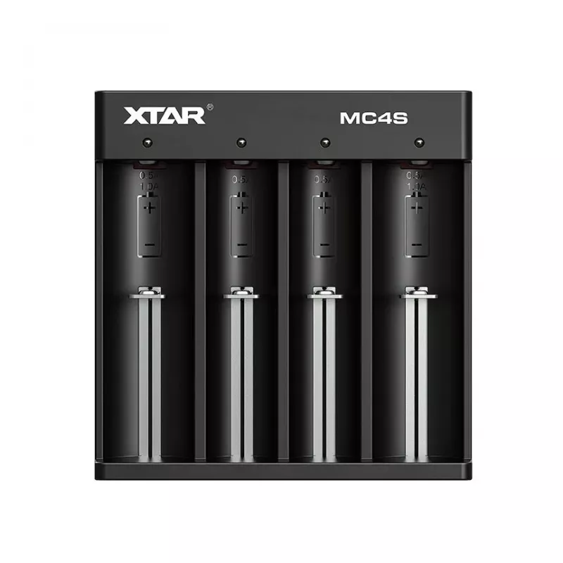 XTAR MC4S 4-pesaline lauaaku laadija silindrilistele Li-ioon 18650 ja NiMH (A/AA/AAA/AAAA/C/D) akudele, 1 A väljund, 5 V sisend, must